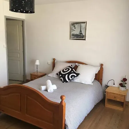 Holiday home Maison Entre Vignes Et Champs Villegailhenc