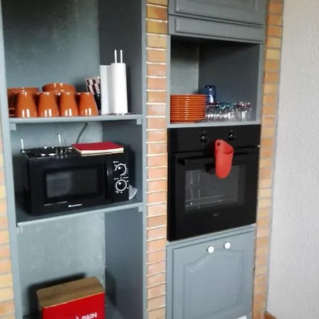 Maison Entre Vignes Et Champs *